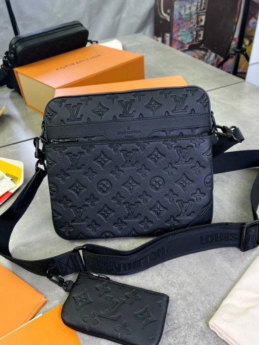 Мессенджер Louis Vuitton Black Trio Monogram