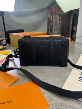Мессенджер Louis Vuitton Mini Soft Trunk