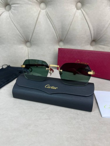 Солнцезащитные очки Cartier с деревянными дужками со вставками золота и серыми стеклами