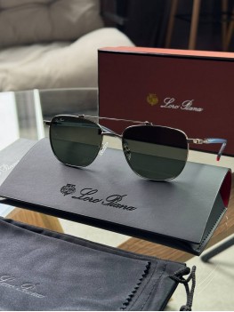 Солнцезащитные очки Loro Piana  в серебристо-титановой оправе с зелеными линзами