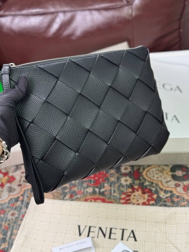 Сумка-планшетка Bottega Veneta черная