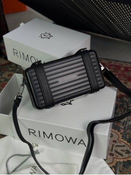Сумка кросс-боди Rimow Personal черного цвета			