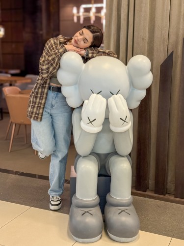 Kaws Companion Passing Through Grey большая коллекционная статуэтка фигурка 130 см серый